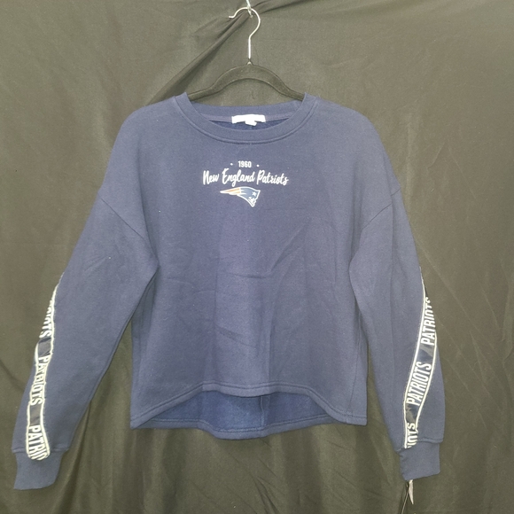 NWT NEW ENGLAND PATRIOTS NFL ERIN ANDREWS PULLOVER SWEATER WOMENS SMALL - Picture 1 of 4